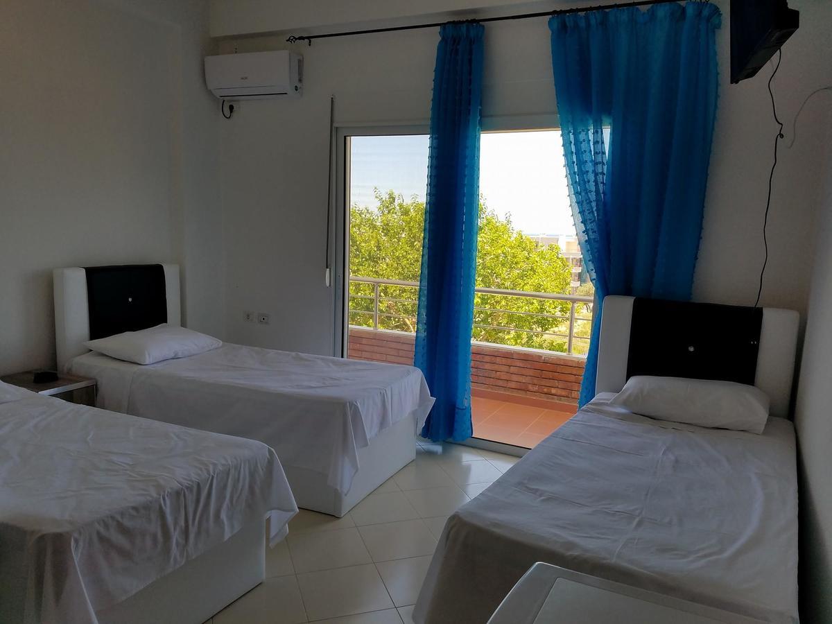 Sunset Hotel Roza Vlore Exterior photo