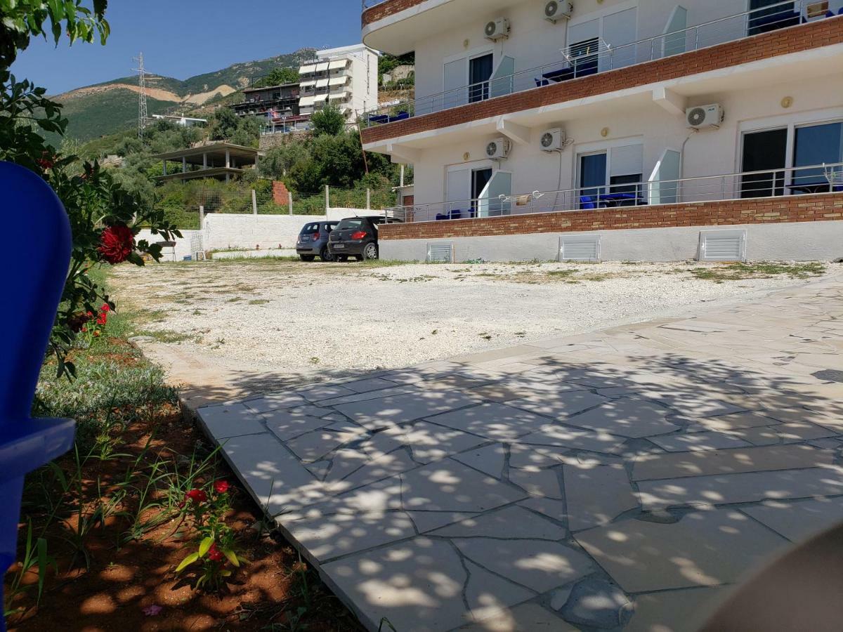 Sunset Hotel Roza Vlore Exterior photo